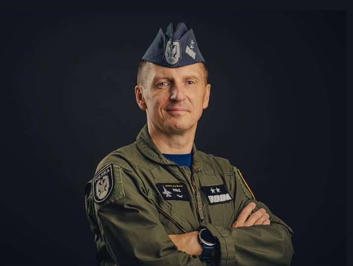 Gen. dyw. pil. Ireneusz Nowak fot. DGRSZ