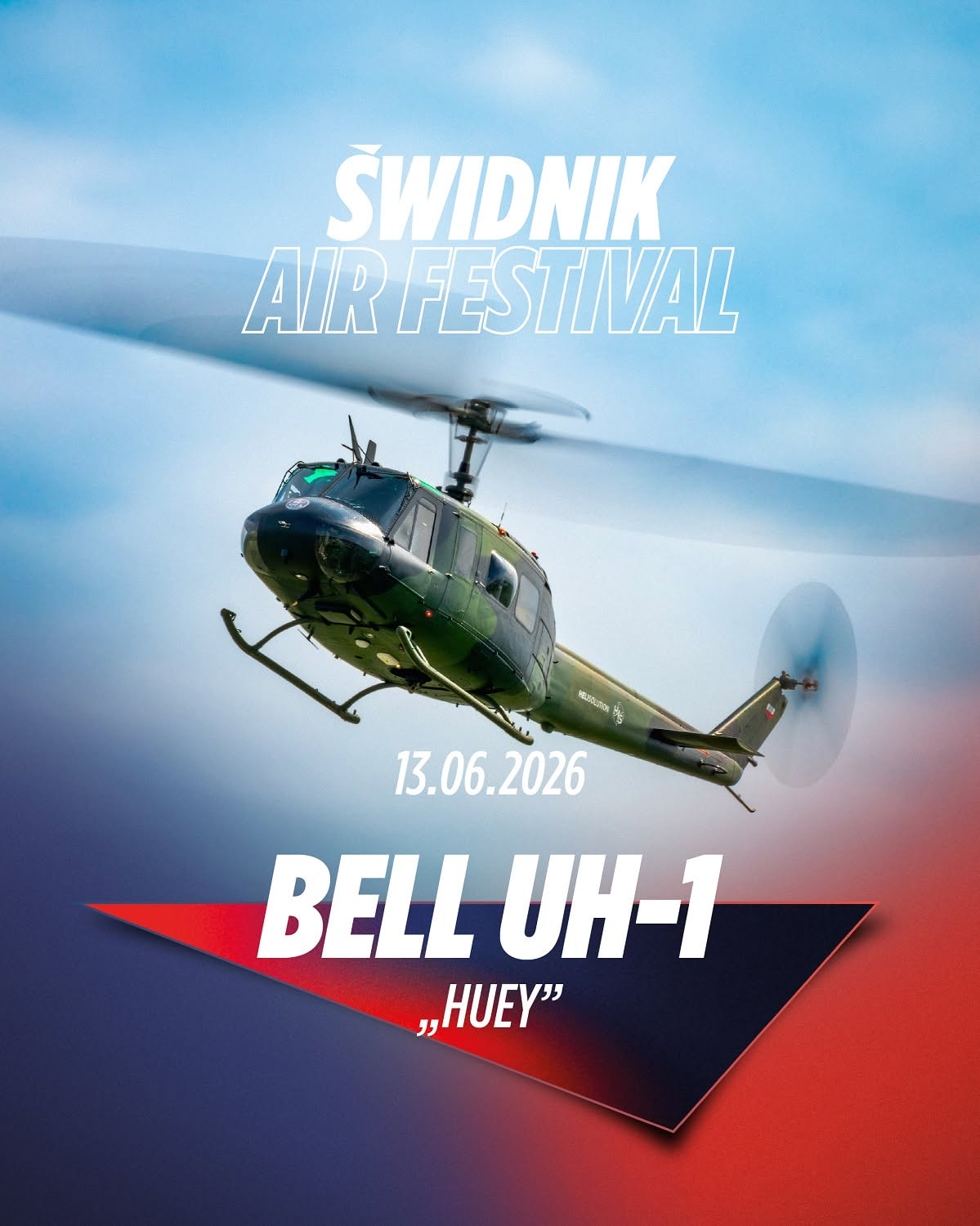 Okrętem flagowym floty Heli Solution - Bell UH-1 Iroquois. Fot: Leszek Markowicz